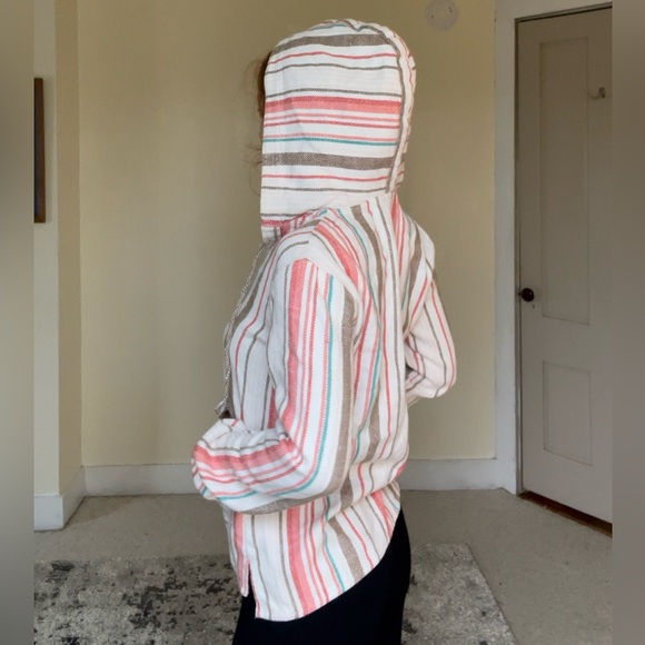 Roxy Multicolored Drawstring Long Sleeve Polo Sweatshirt With Pockets And Hood - Picture 11 of 16